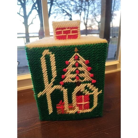 Vintage Needlepoint Tissue Cover Box Ho Ho Ho Christmas Holiday Cube Style Box - Picture 2 of 5